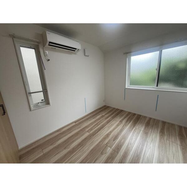 新宿区市谷山伏町戸建　C棟 リビング