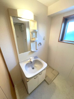 トレゾール横濱小机 洗面