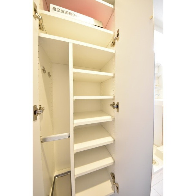 Court Blanche0517号室 内観