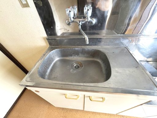 福村ハイツ202号室 クリーニング前の写真です