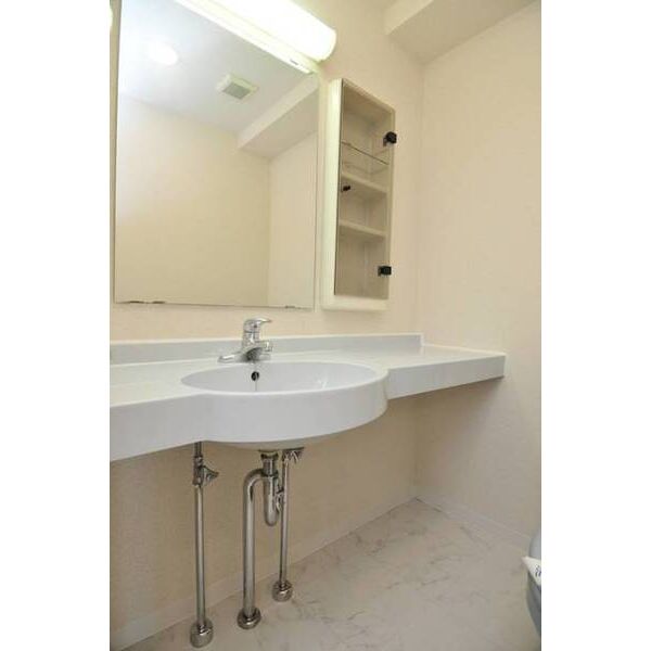 メゾン・ド・ヴィレ目黒 洗面