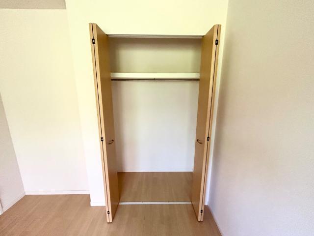 クレシアＫ クローゼット