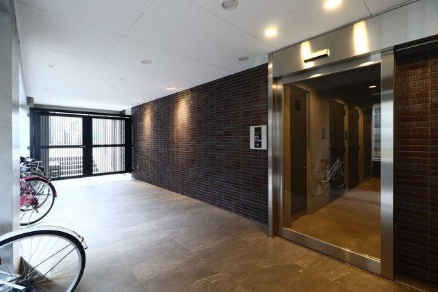 ＦＬＲＥＥＤ烏山 エントランス