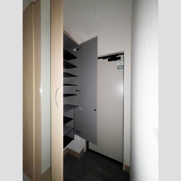 シンボルバーム・ラオム シューズボックス