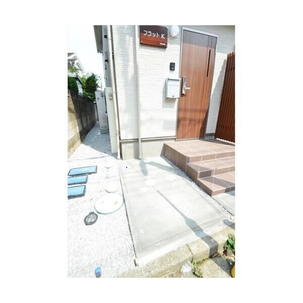 フラットK エントランス