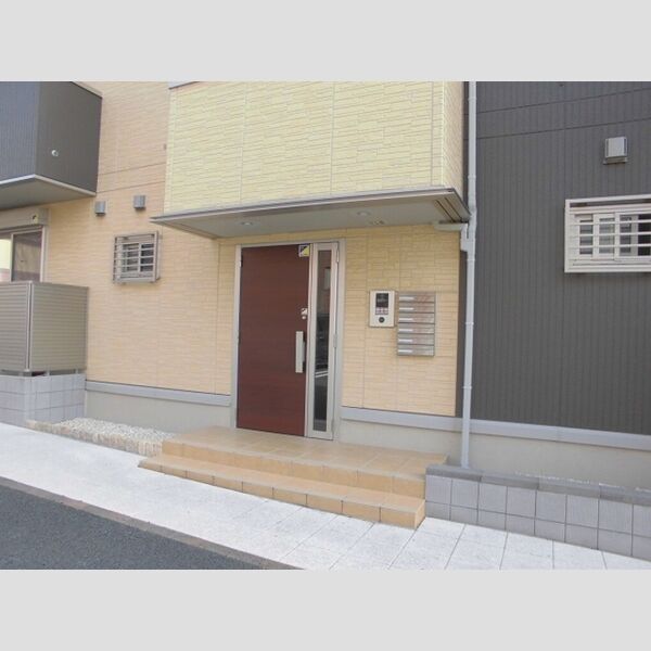 チェリス　フォンテーン　コスモ301号室 エントランス