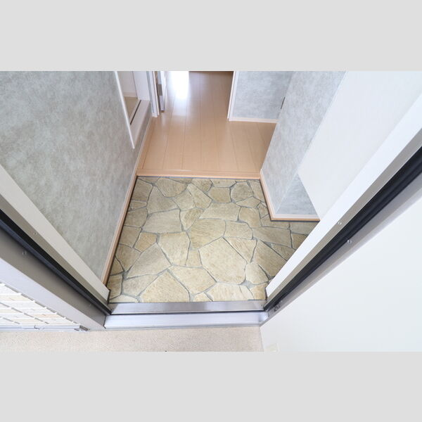 メゾンクロノス 玄関