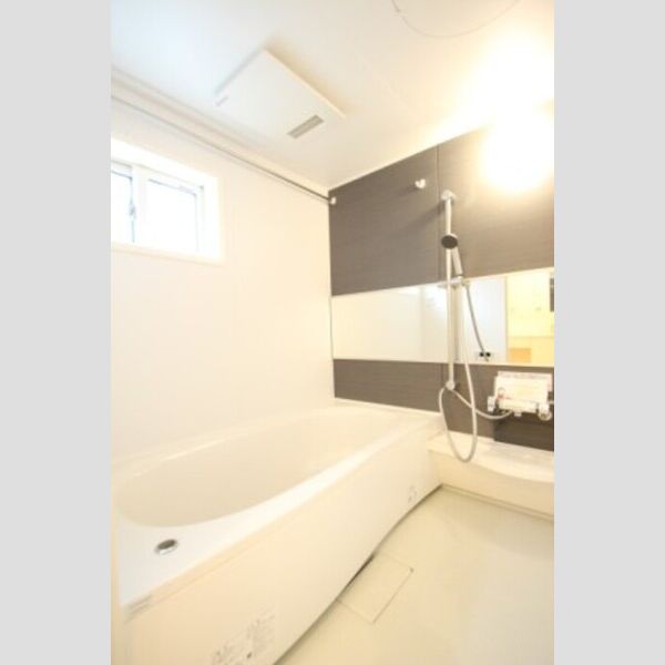 ヴィラ・アムールⅡ Ⅱ101浴室