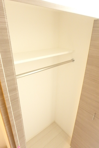 ガーラ・プレシャス川崎 便利な収納スペースです