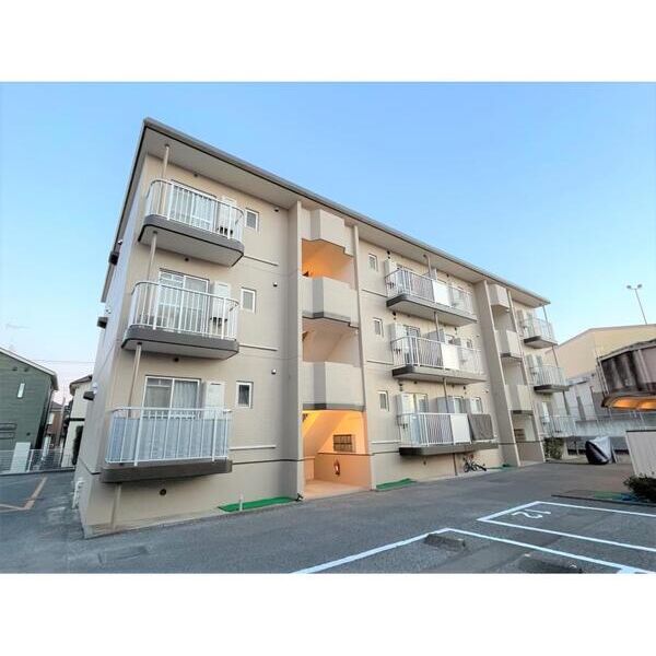 ローレルマンションMURATA 外観