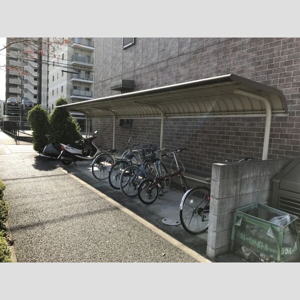 MALVERN 屋根付駐輪場