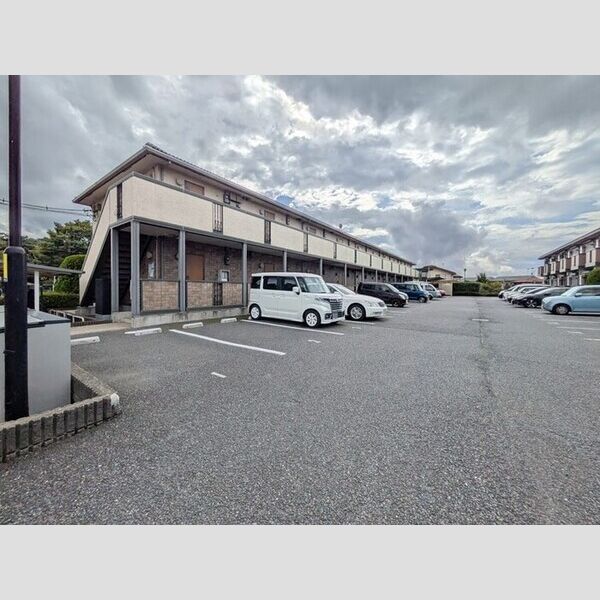 ノーベルパーク　15・16・17 駐車場