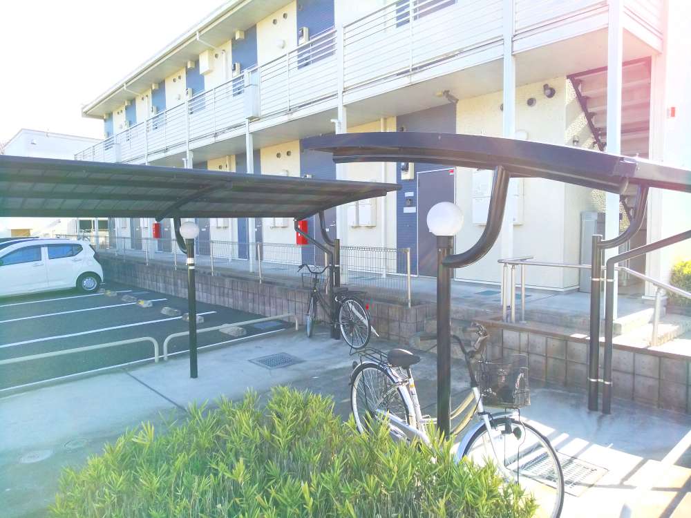 レオネクストグラースⅡ204号室 駐輪場