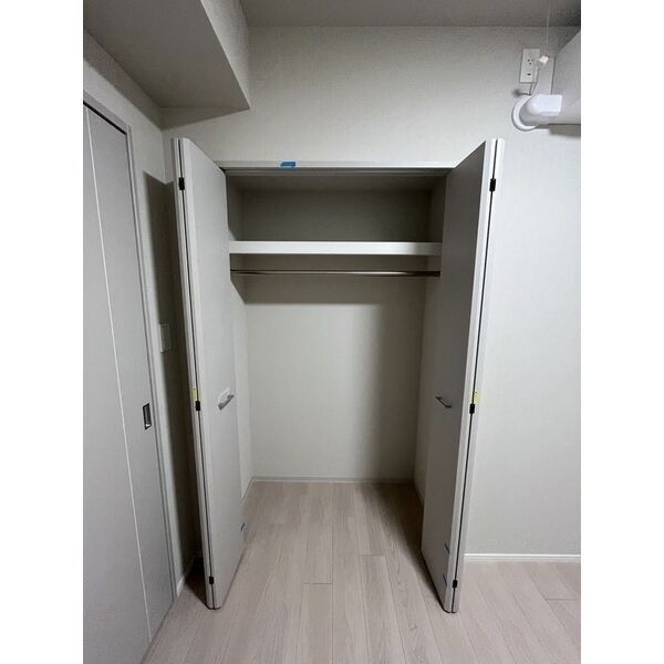 スプランディッド上野North301号室 収納