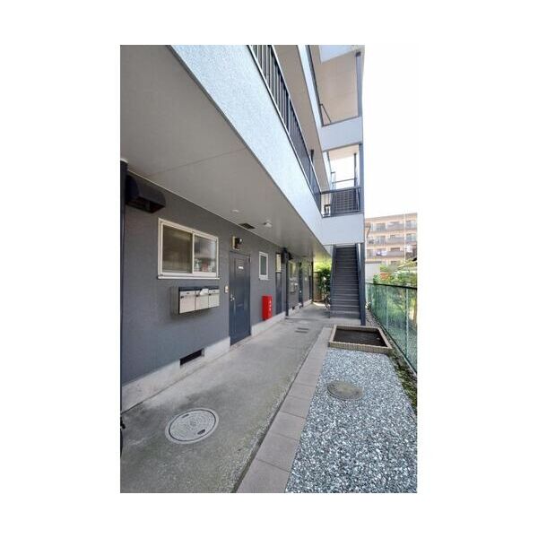 コーポ・ウエストアイランド101号室 エントランス