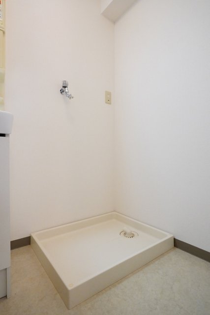 ヴァンシャルマンＯＺ1階 室内洗濯機置場