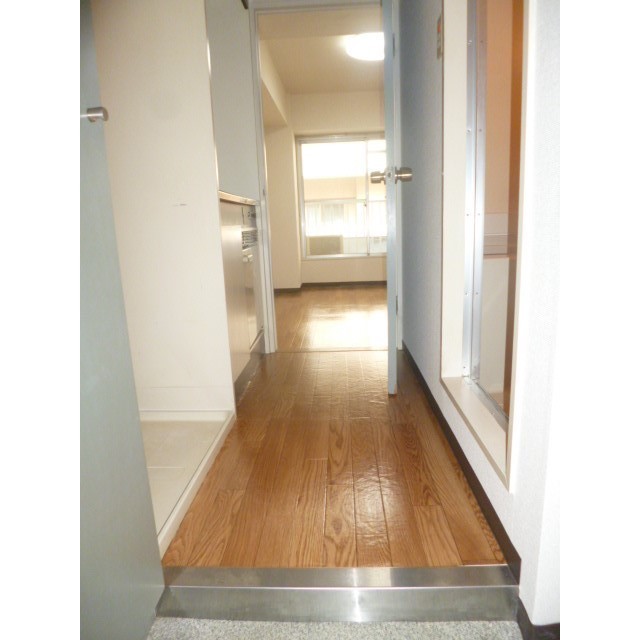 アムス小岩ＷＥＳＴ 玄関