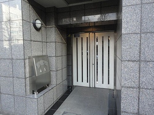 パークウェル荻窪2階 エントランス　※2013年1月撮影時