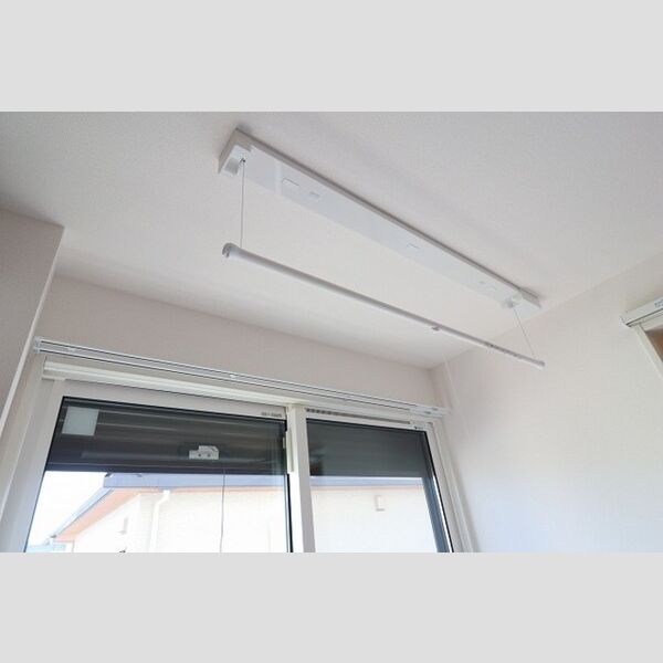 ホライゾンⅡ202号室 室内物干し