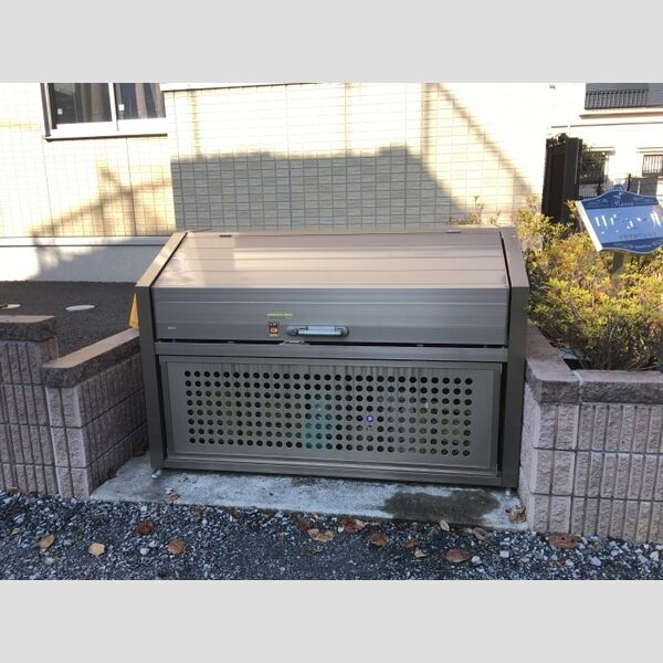 リヴェール ごみ置き場