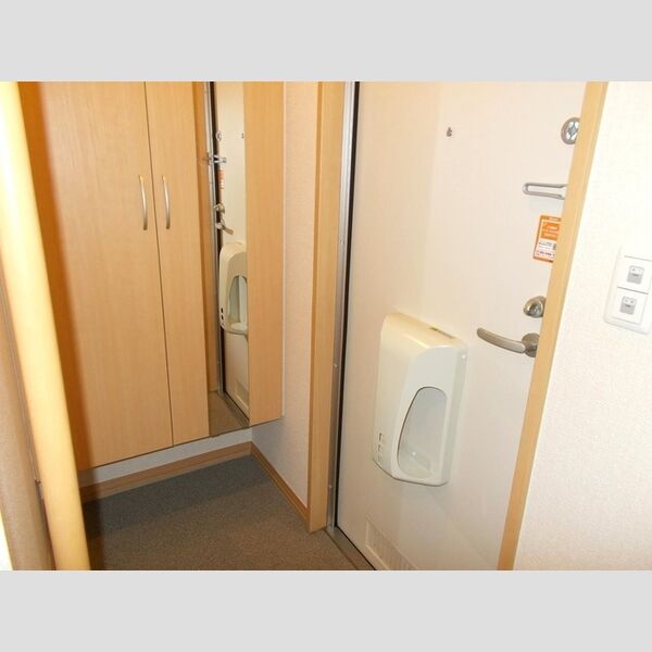 ラピュタK 玄関