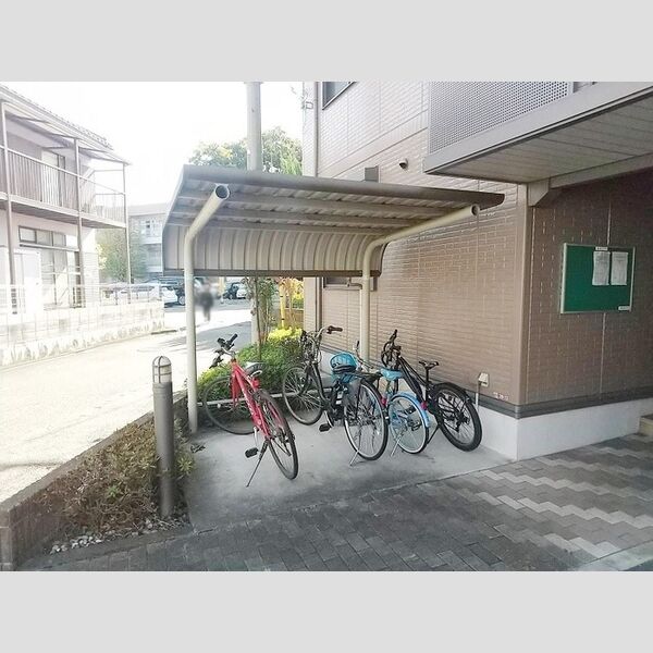 グレースヒル　BC 駐輪場