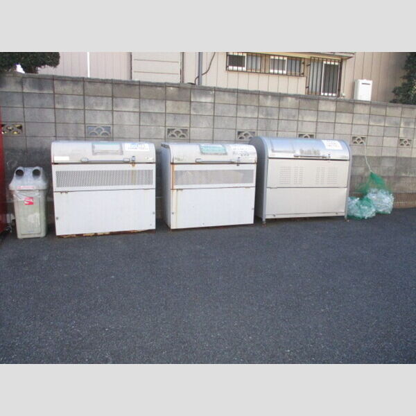 ヴィアノ　Ⅰ201号室 ごみ置き場