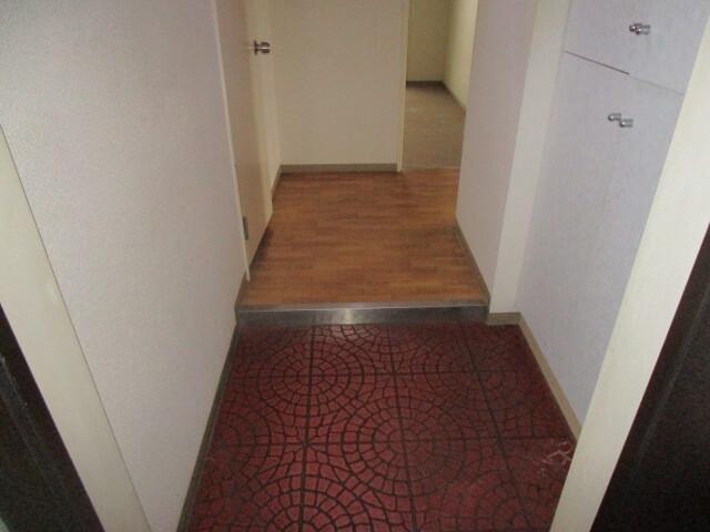 第５山庄ビル 玄関