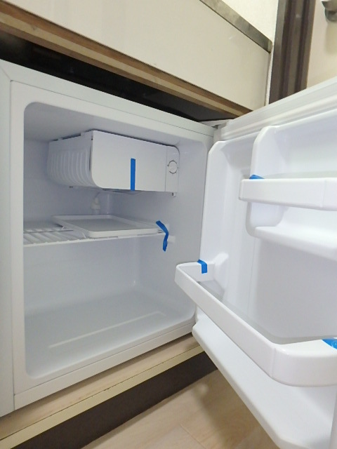 カルタス２１戸田第５ 新品☆ミニ冷蔵庫