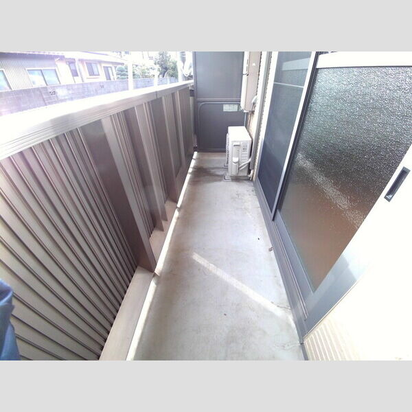 Lily バルコニー