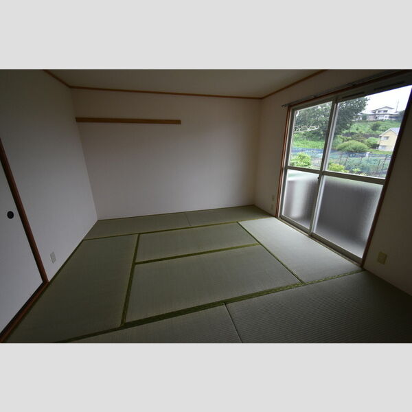 BーFLAT202号室 和室