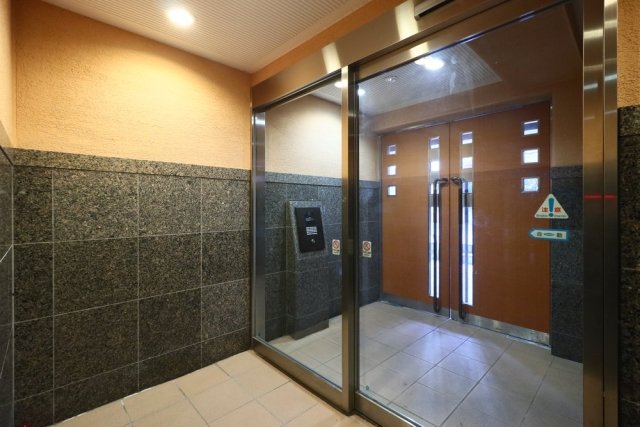 エルサンタフェ渋谷5階 エントランス