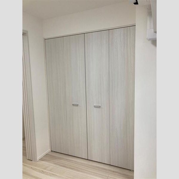 S-RESIDENCE新宿御苑903号室 リビング