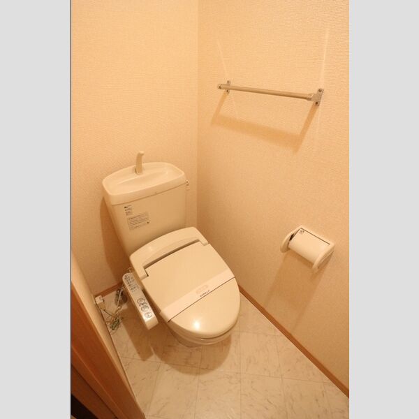 フレシール　B 温水洗浄暖房便座