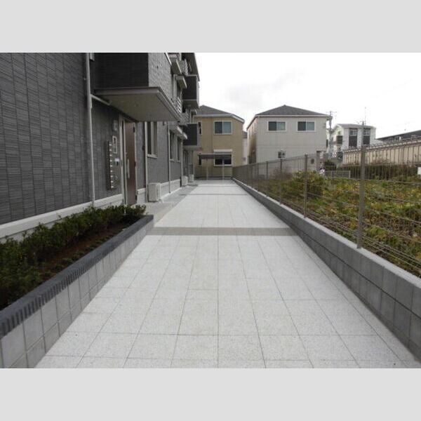 わをん おおたかの森 エントランス