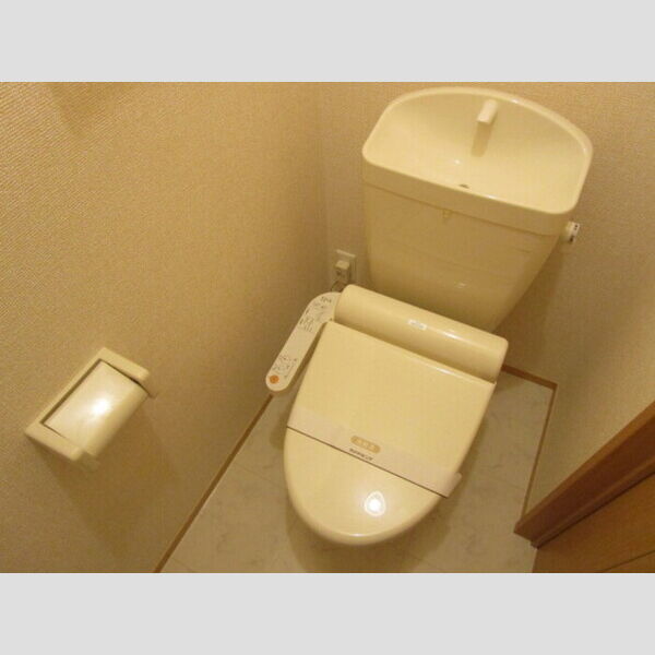 エーデルワイス103号室 温水洗浄暖房便座