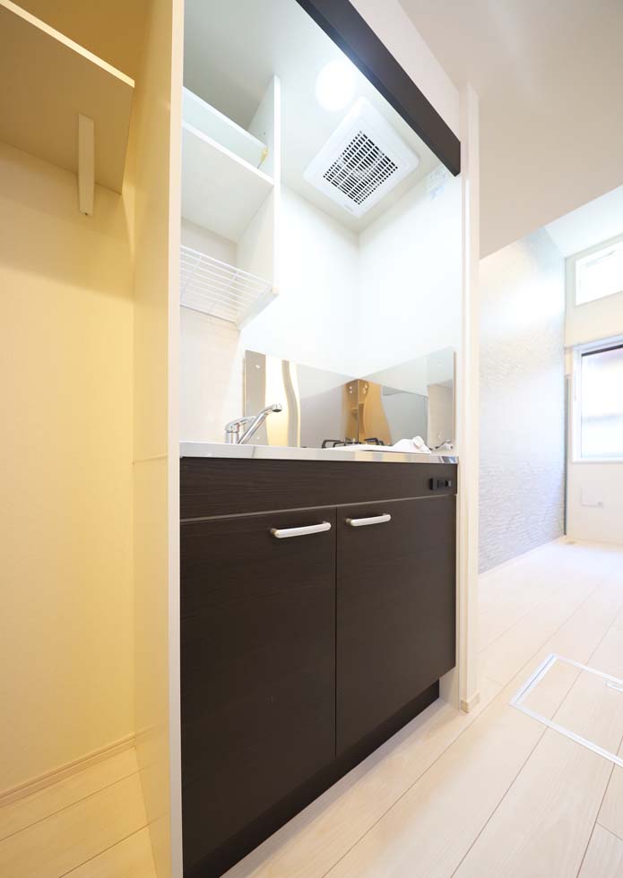 ハーモニーテラス中村南1階 内観