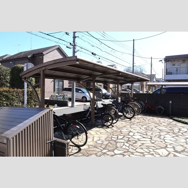 ファインコート　ⅠⅡ 屋根付き駐輪場