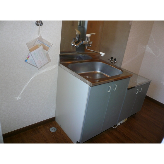 上大槻ハイツ103号室 内観