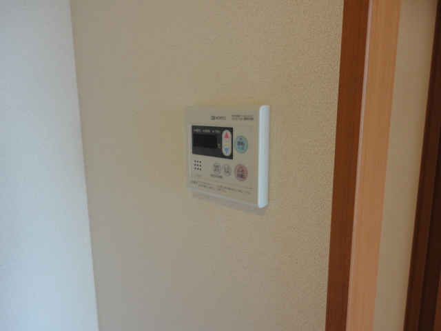 パイン・フィールド　203号室 給湯