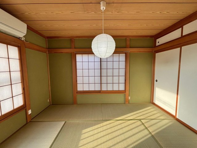 西武池袋線 狭山ヶ丘駅 3階建 築31年 2025年11月、畳表替え済み