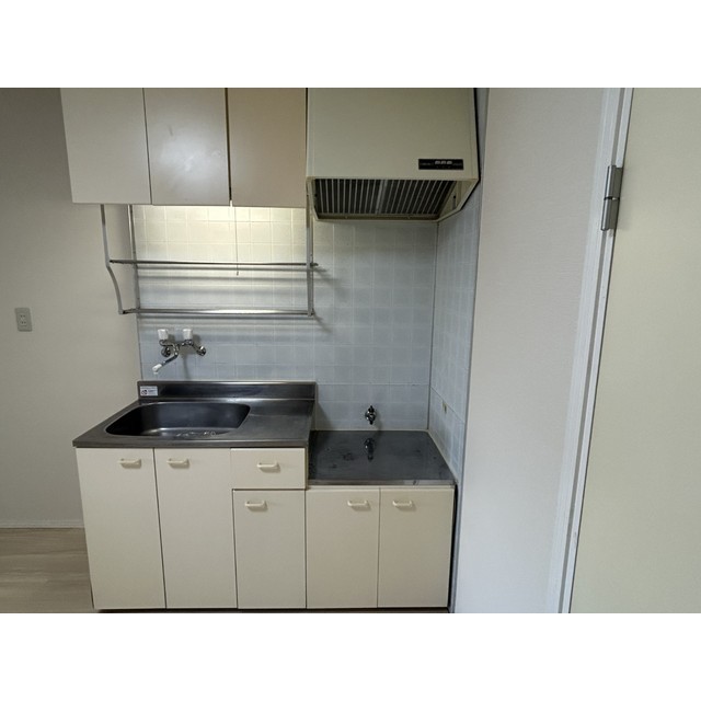 西川口第37レジデンス　旧レオパレス西川口第37202号室 キッチン