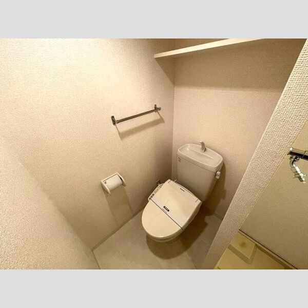 GOTO　Ⅱ0703号室 トイレ　温水洗浄暖房便座