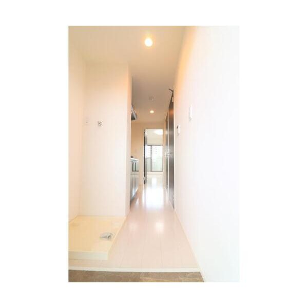 アットリラ稲毛海岸A305号室 玄関