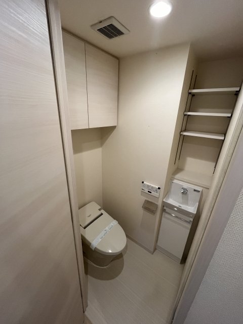 ロワール西荻北1階 トイレ