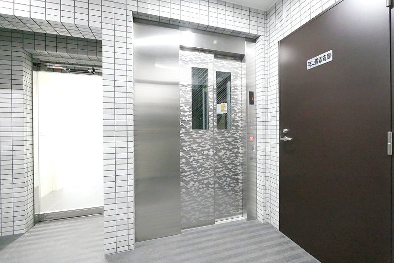 ペアパレス六町1号館5階 外観