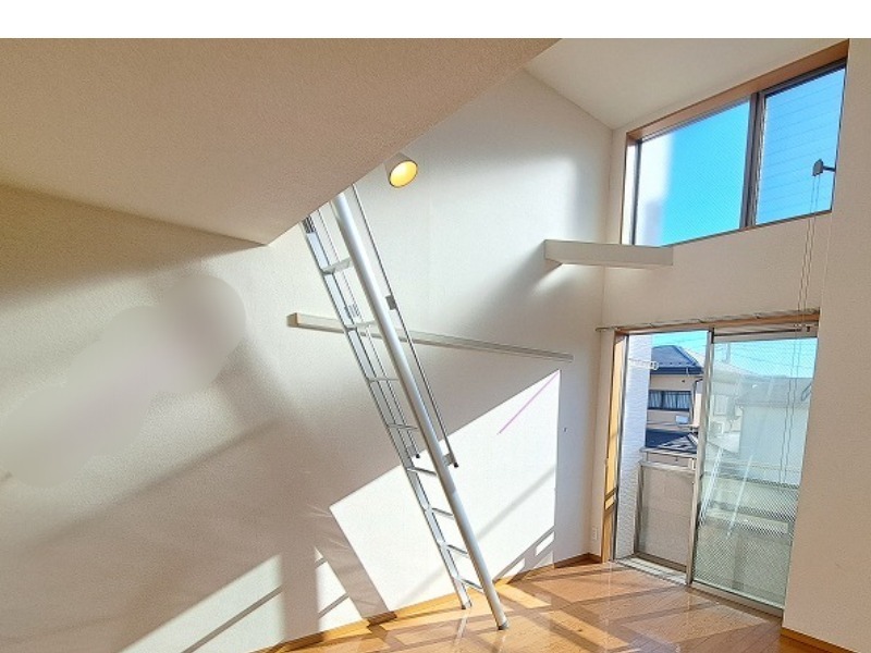 サンヴィアーレ・T リビング