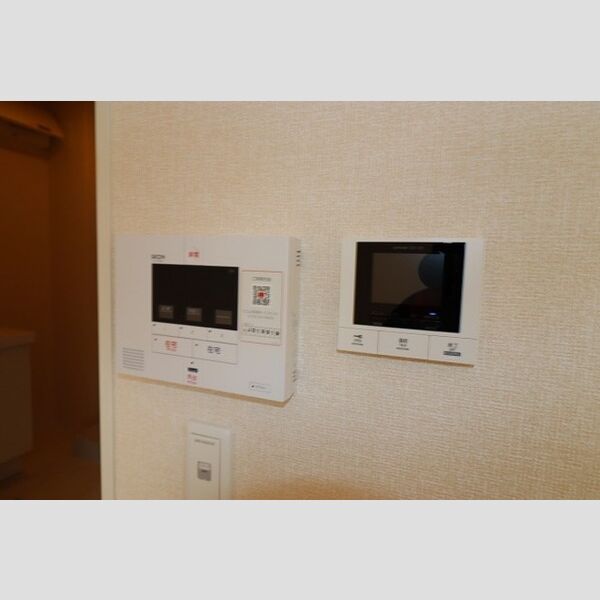 Confort u　301号室 セコムのセキュリティシステム&テレビインターホン