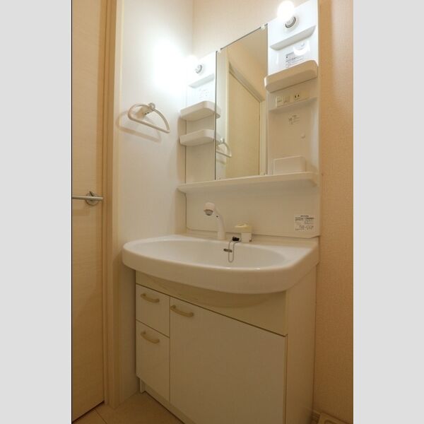 ベルウィル　A103号室 洗髪洗面化粧台