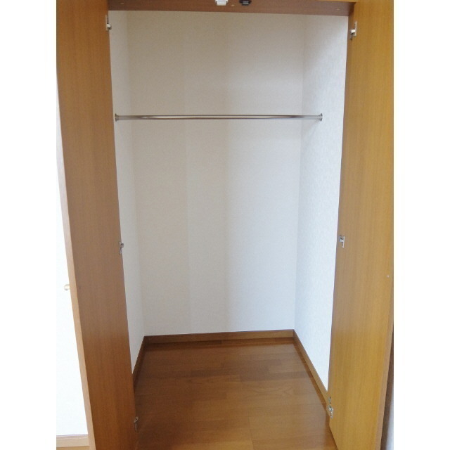 アンプルール ブワ 指扇Ⅱ 内観